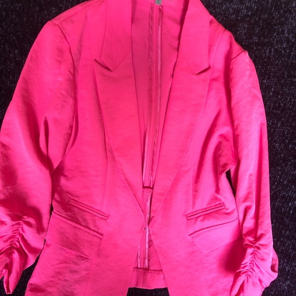 Pink blazer - Picture 3 of 3